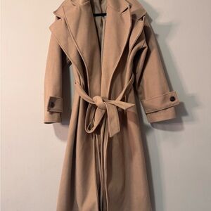 Elegant Tan Women's Trench Coat